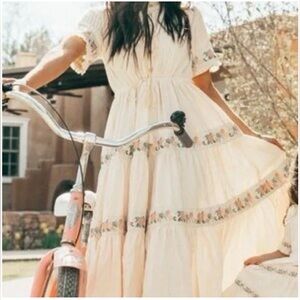 Ivy City Co Holland Capri Dress Cream Floral Ribbon Detail Tiered